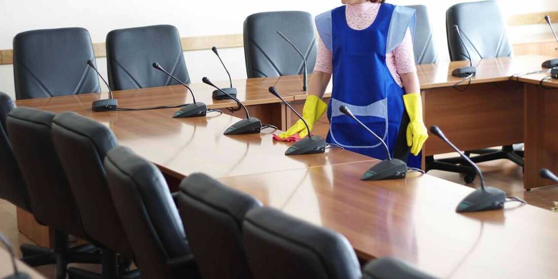 Pro Clean Janitorial Facility Services delivers top-tier commercial janitorial solutions for businesses in Los Angeles. From offices to retail spaces, our meticulous cleaning ensures cleanliness and professionalism. Experience excellence in janitorial care with us.